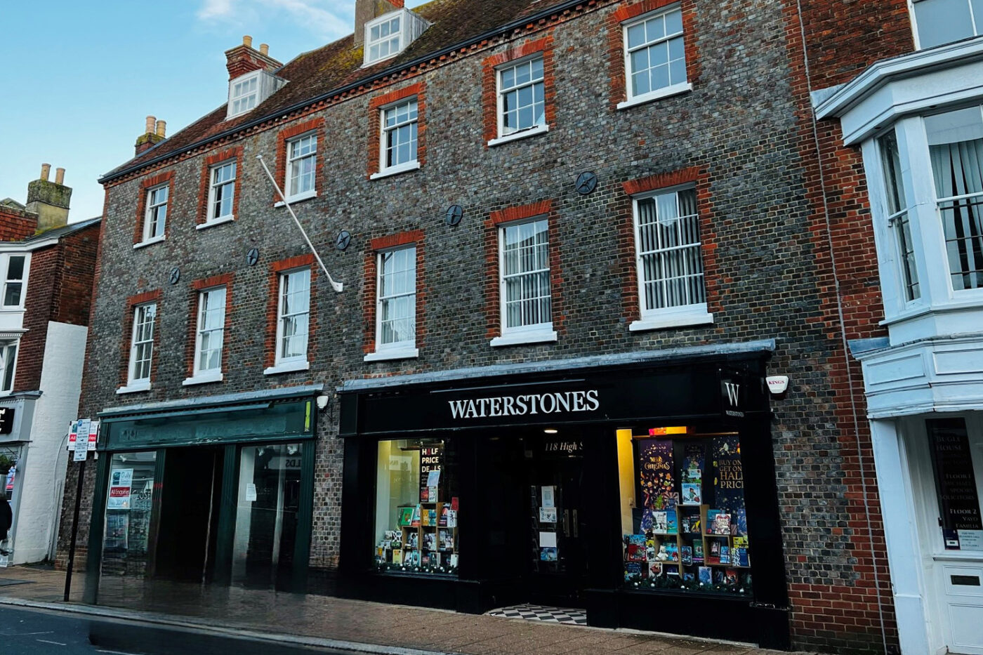 Waterstones - 2022